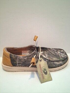 Hey Dude Mossy Oak Camo Sz 11